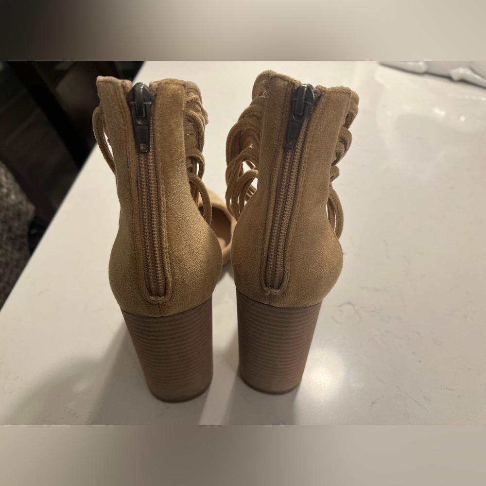 Oasis Society Quinn Heeled Shoe size 8.5 - Picture 3 of 13